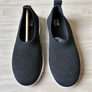 New Without Tags FitFlop ÜBERKNIT™ Slip-On Ballet Flat Knit Sneakers Size 8M